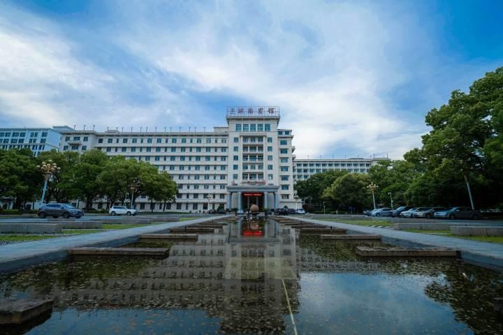 軍區社區湖南賓館園林景觀建設項目